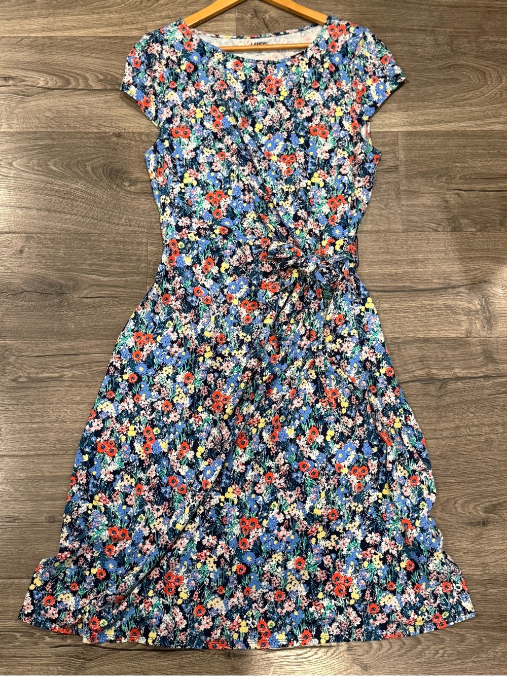 Lands' End Floral Cap-Sleeve Wrap Dress in Blue and Red Size M